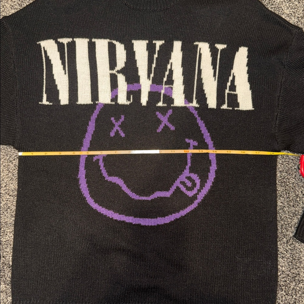 Nirvana oversized sweater Small - Picture 6 of 6